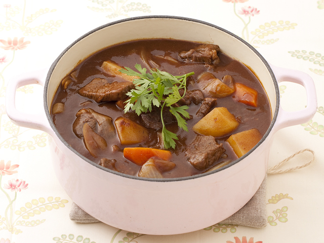 ダイエットにも最適！冬にぴったりな具だくさんスープレシピ3選